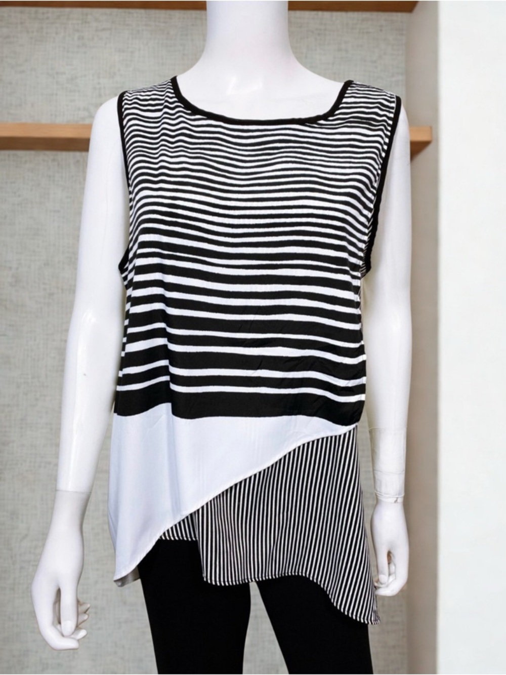 Chico's Black & White Striped Sleeveless Mixed-Stripe Tank